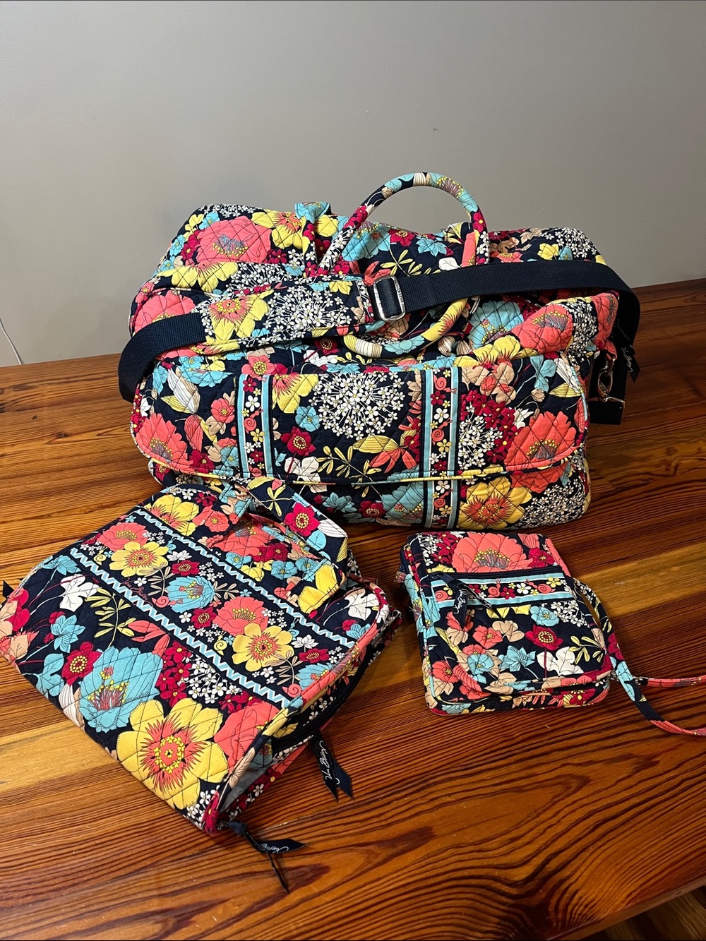 Vera Bradley “Happy Snails” (retired) Travel Bundle